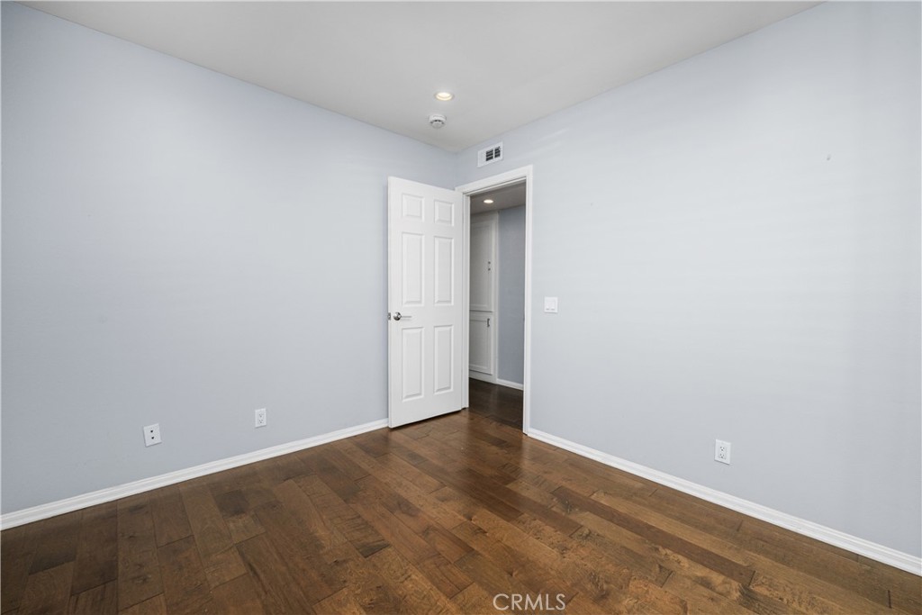 9658 Bloomfield Avenue Property Photo 27