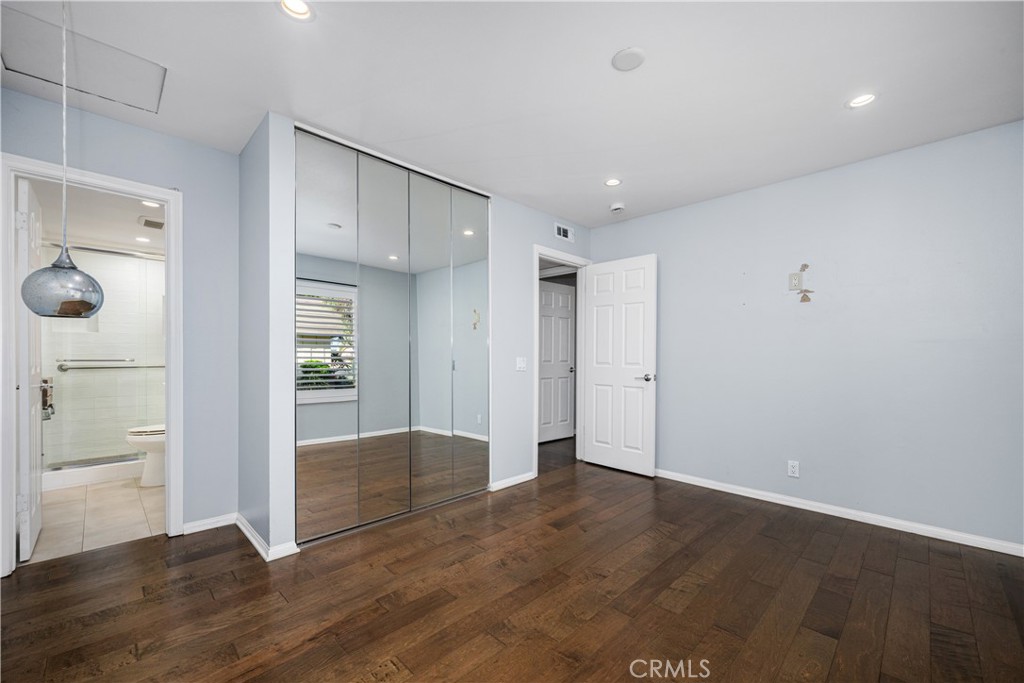 9658 Bloomfield Avenue Property Photo 31