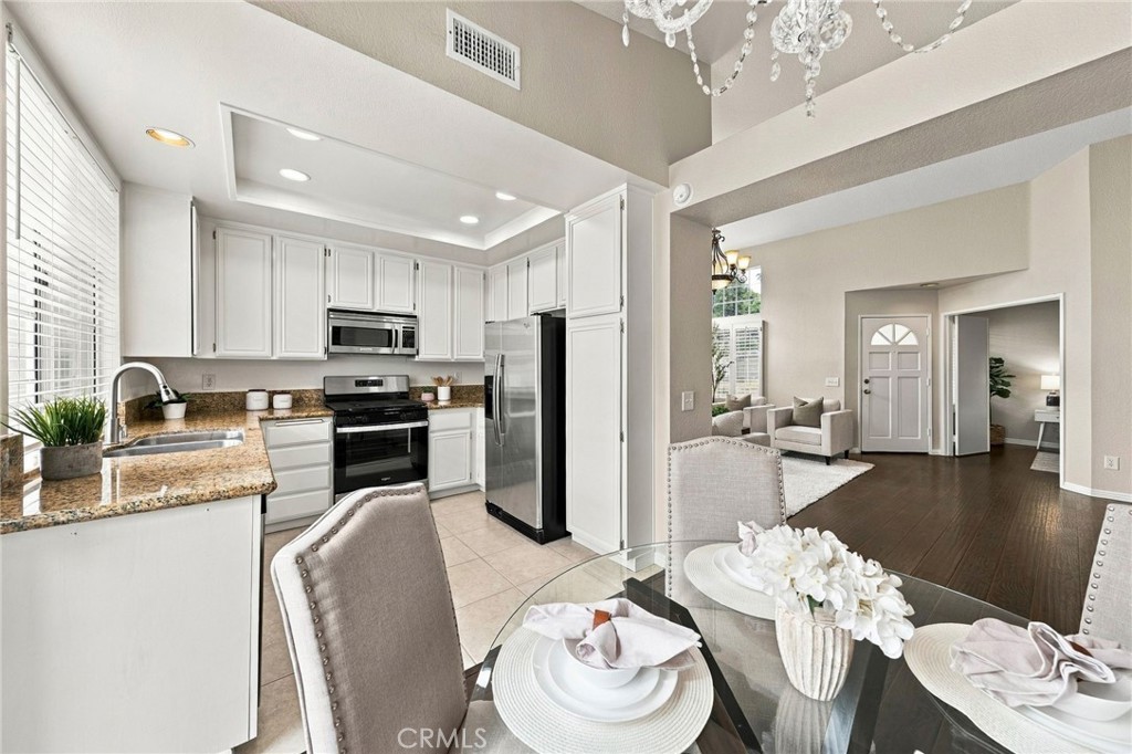 172 Almador Property Photo 13