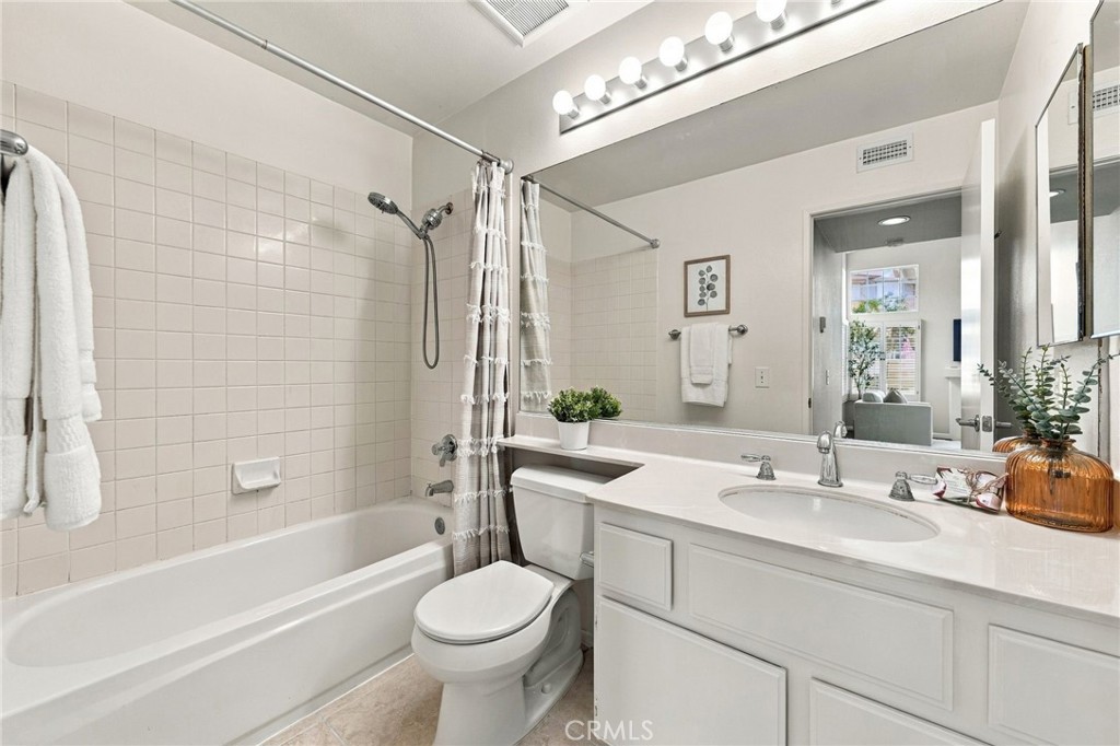 172 Almador Property Photo 29