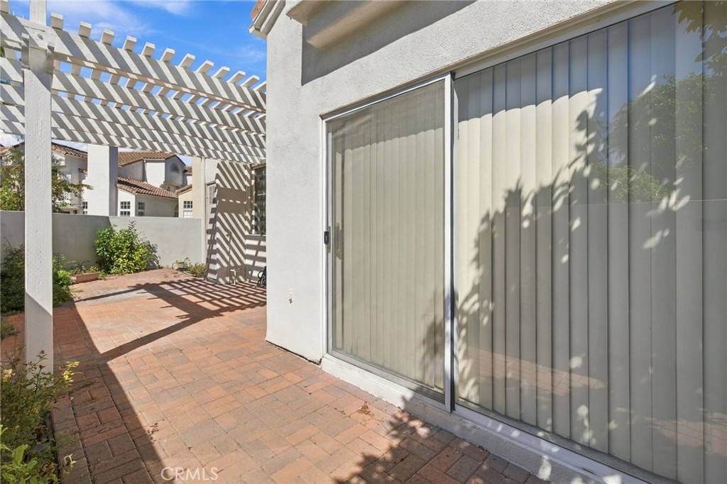 172 Almador Property Photo 34
