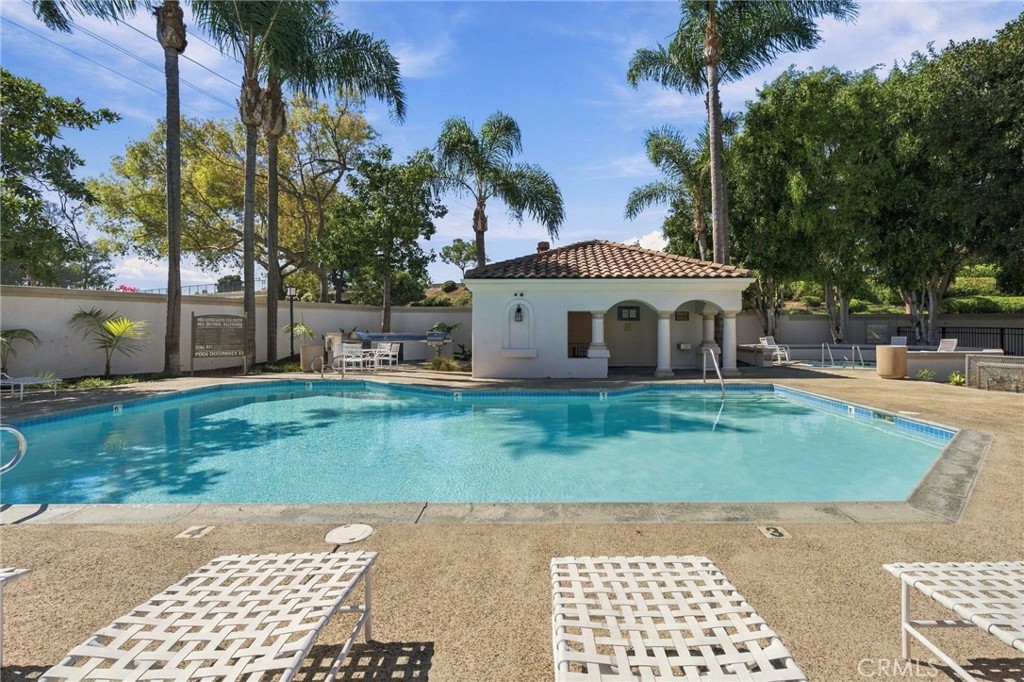 172 Almador Property Photo 43