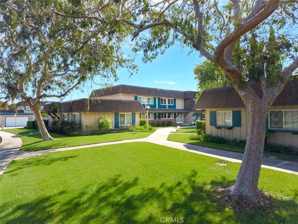 4368 Dina Court Property Photo 4