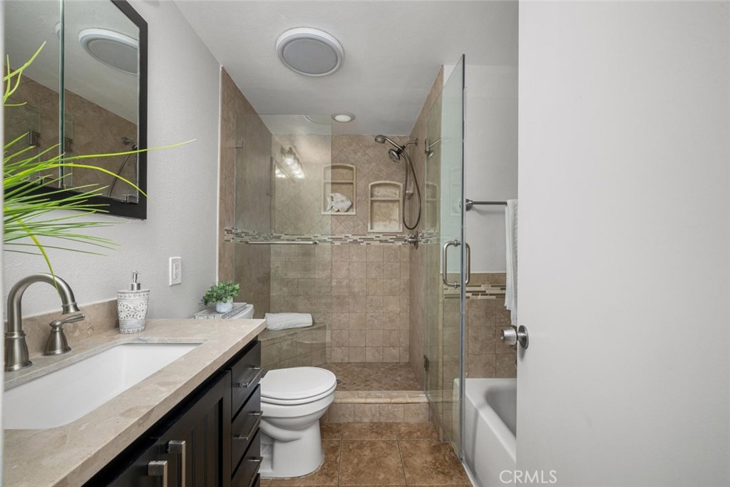 4368 Dina Court Property Photo 44