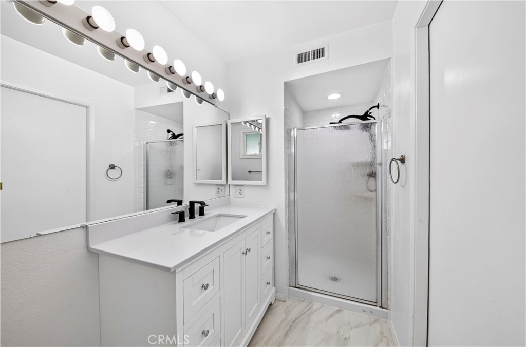 8400 Handel Drive Property Photo 31