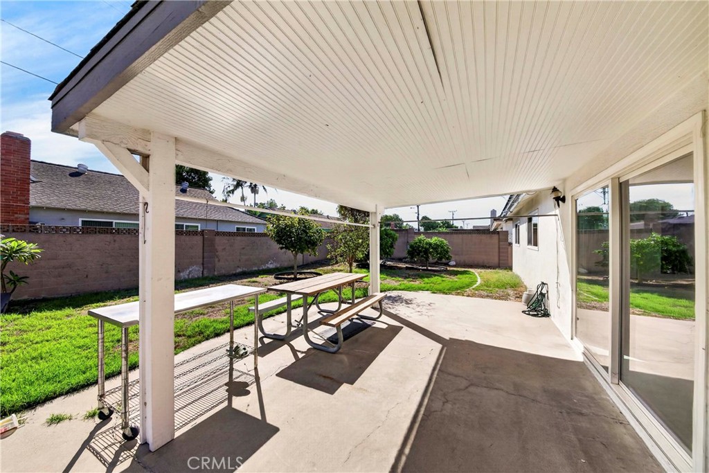 8400 Handel Drive Property Photo 36