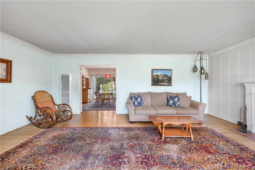 5233 E Broadway Property Photo 7