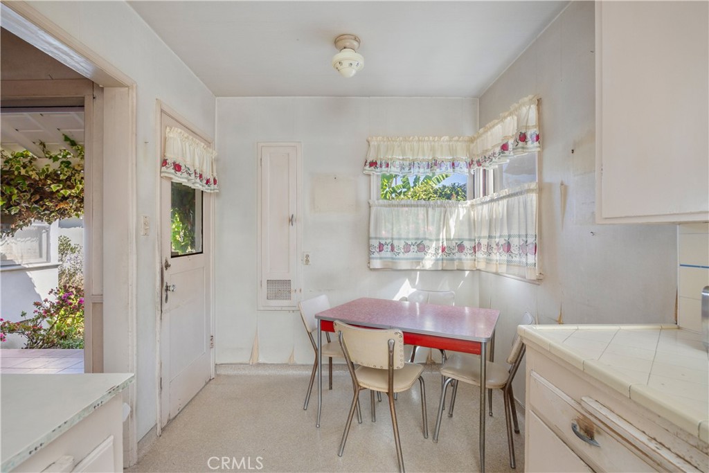 5233 E Broadway Property Photo 9