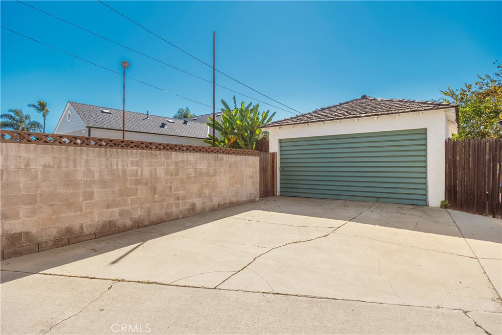 5233 E Broadway Property Photo 24