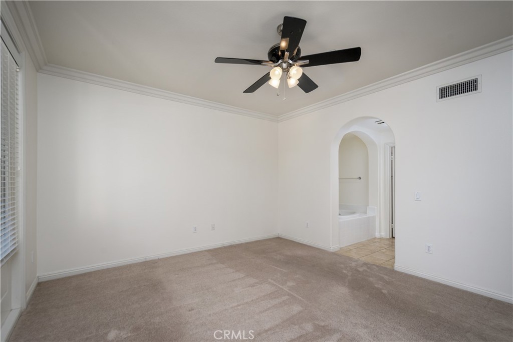 709 S Melrose Property Photo 9