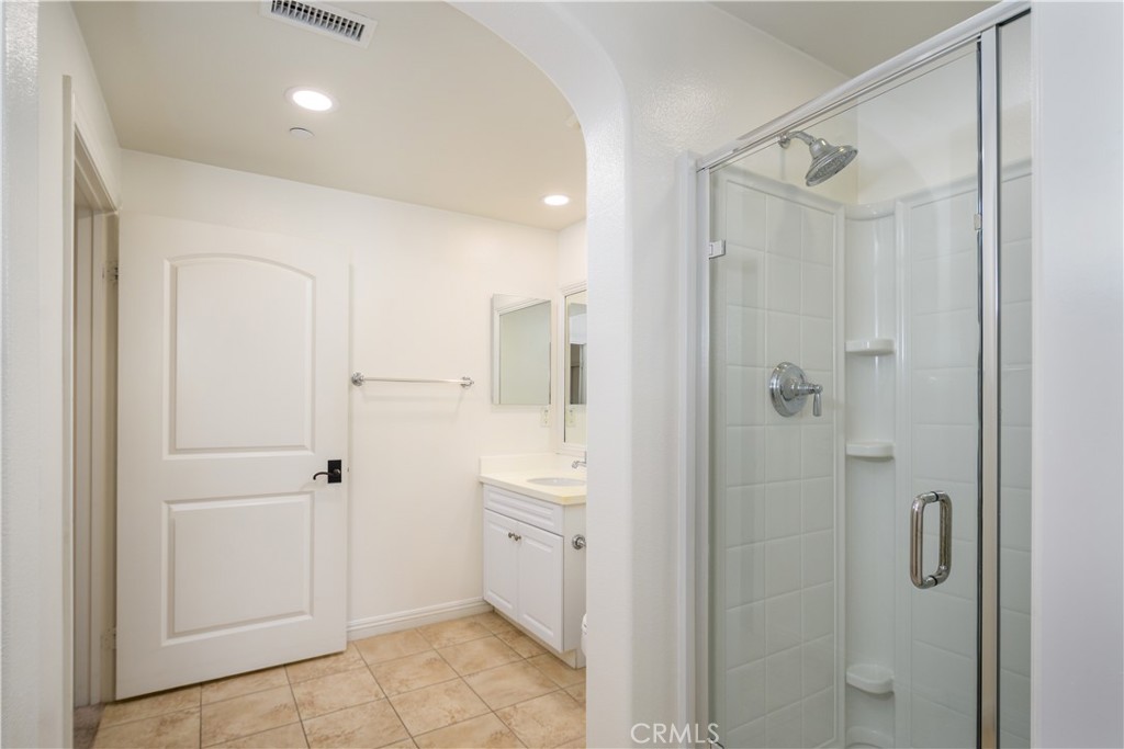709 S Melrose Property Photo 18