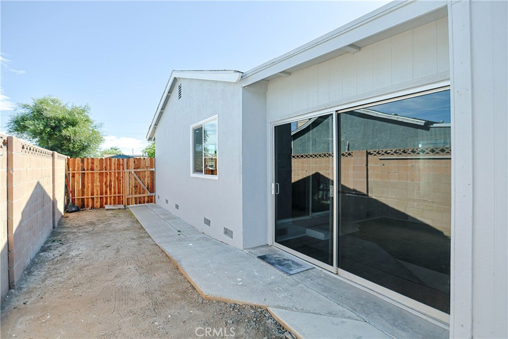 10271 Garrett Property Photo 22