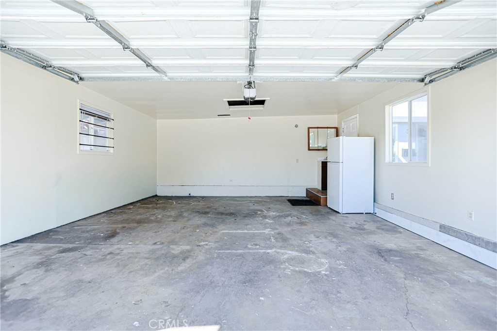 10271 Garrett Property Photo 23