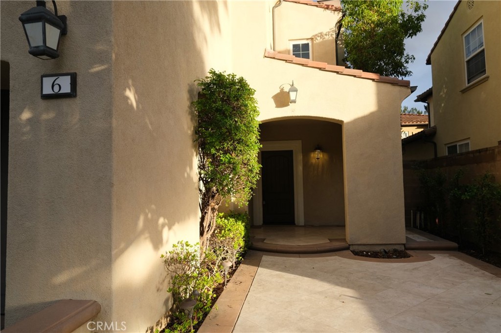 6 Longvale Property Photo 3