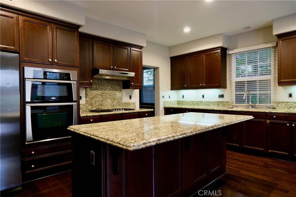 6 Longvale Property Photo 8