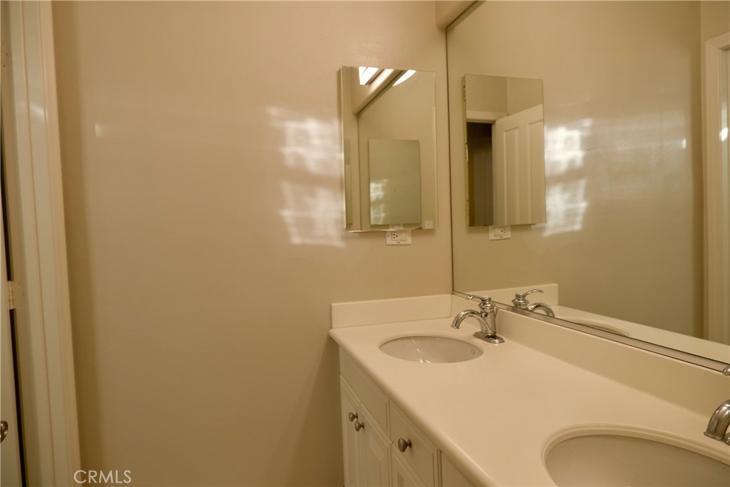6 Longvale Property Photo 12
