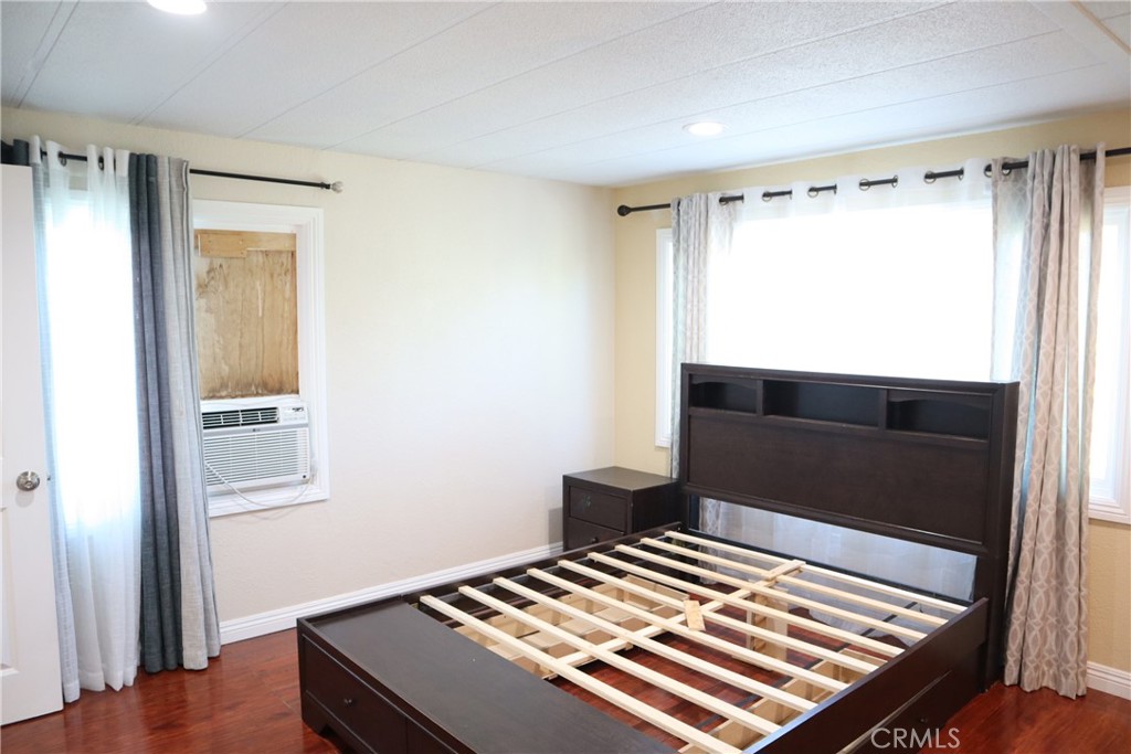 8111 Stanford 125 Property Photo 11
