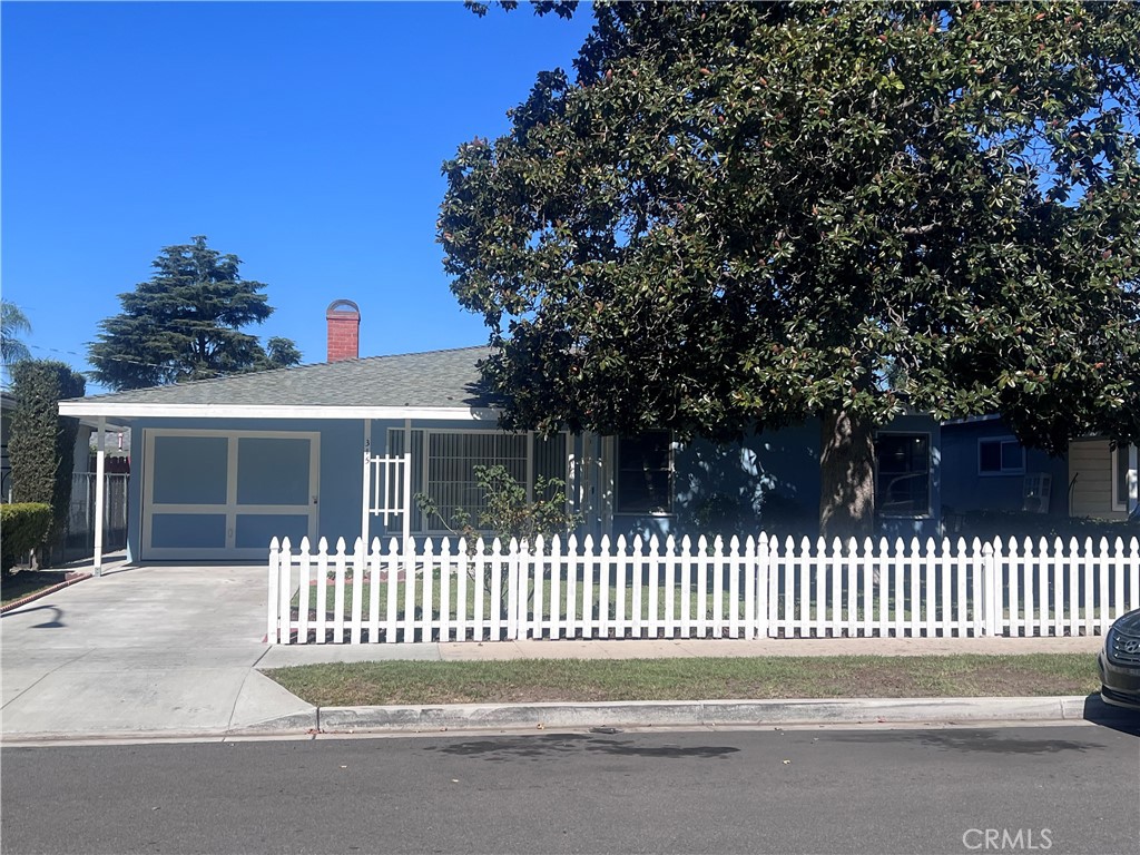 315 E North Property Photo 1