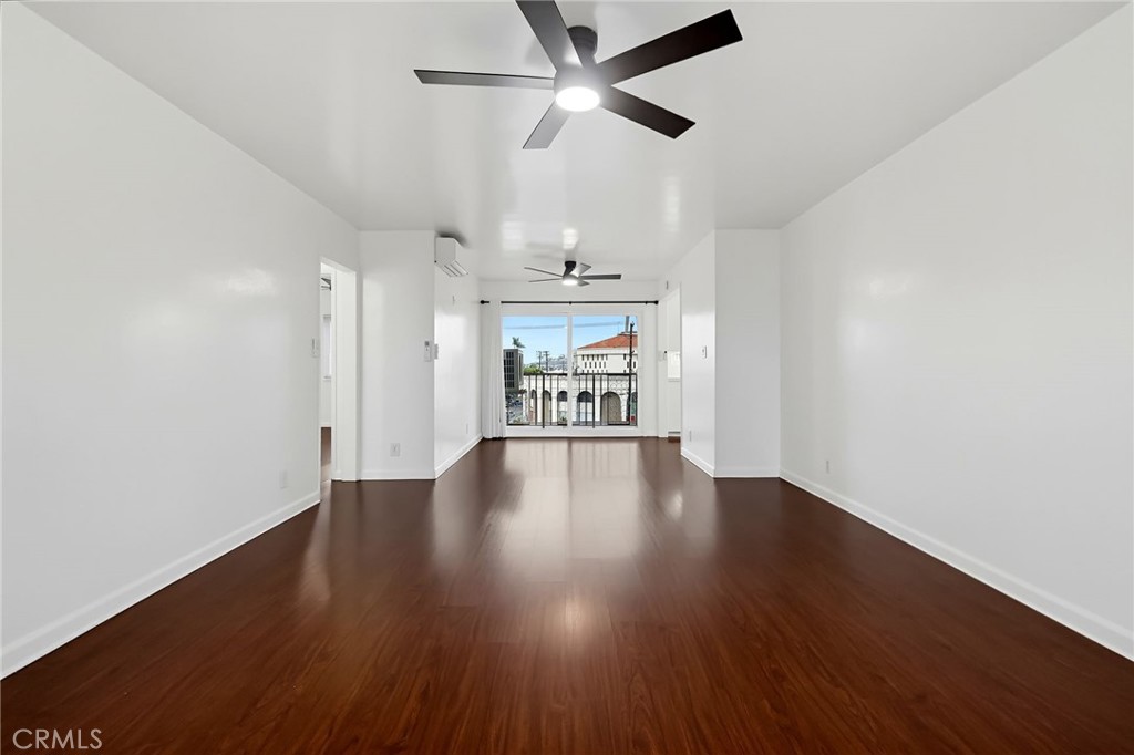 232 Junipero D3 Property Photo 12