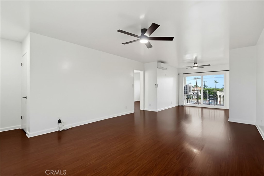 232 Junipero D3 Property Photo 13