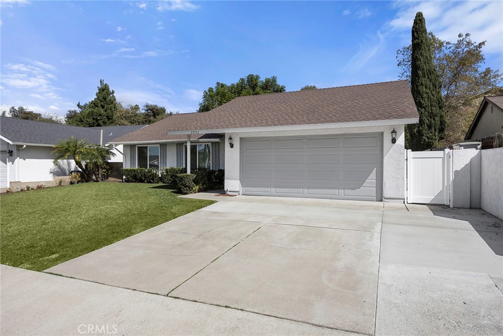 23752 San Estaban Dr Property Photo 1