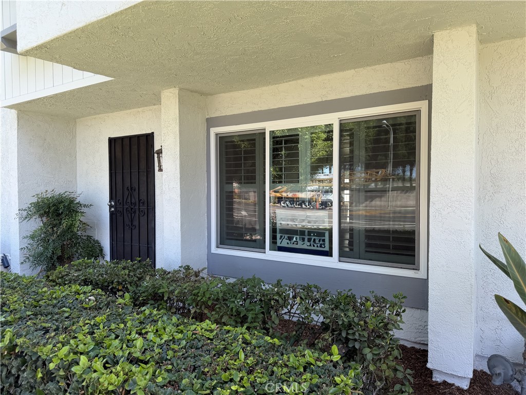 731 Archwood Avenue Property Photo 1