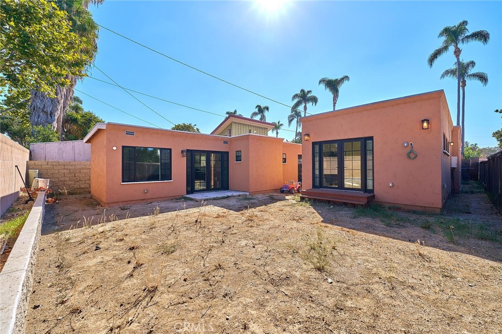 529 W Whiting Property Photo 33
