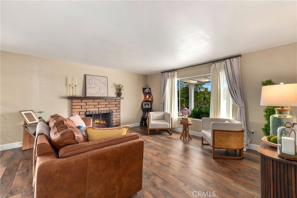 15621 Saddleback Road Property Photo 3