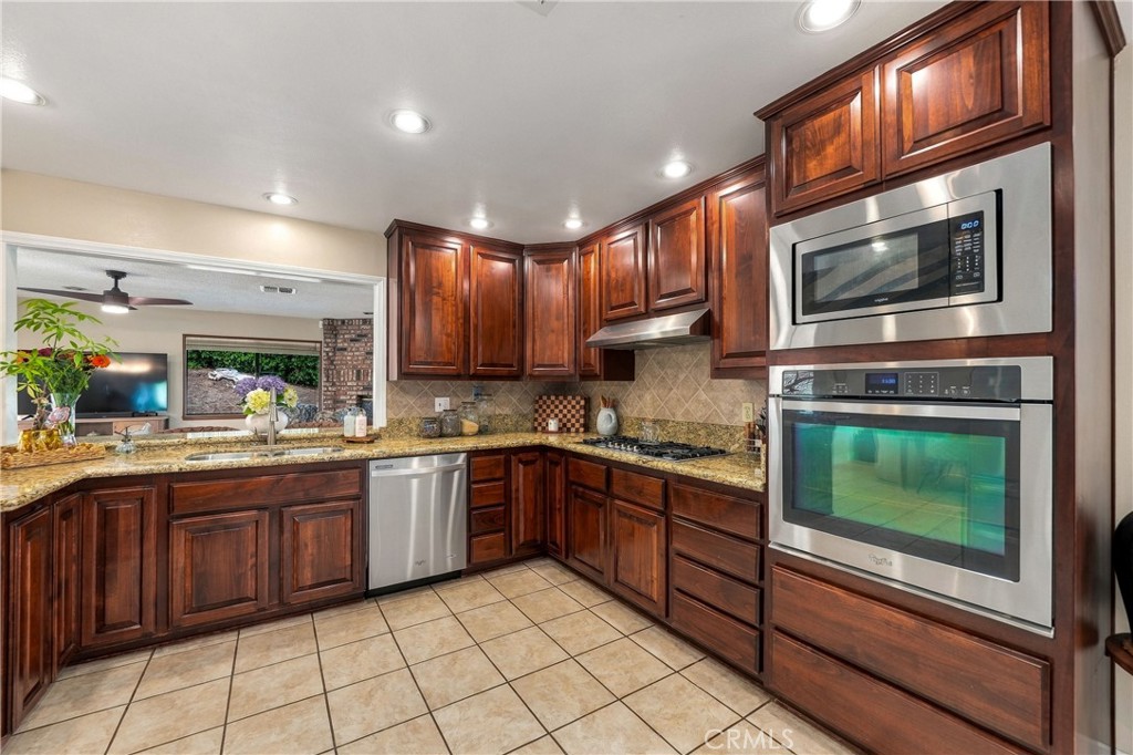 15621 Saddleback Road Property Photo 10