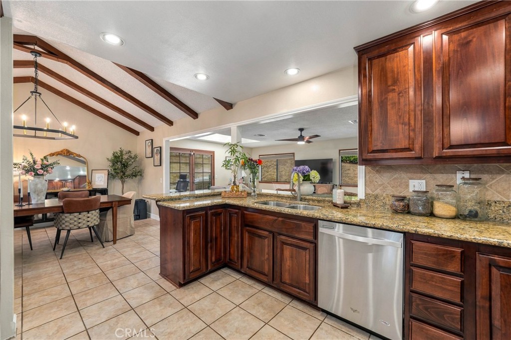 15621 Saddleback Road Property Photo 14