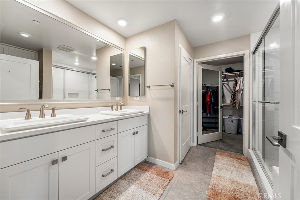 199 Bowery Property Photo 17