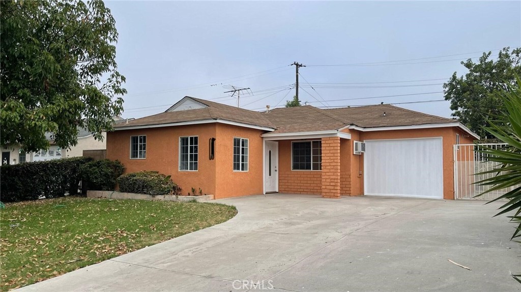 16965 Hurley Property Photo 1