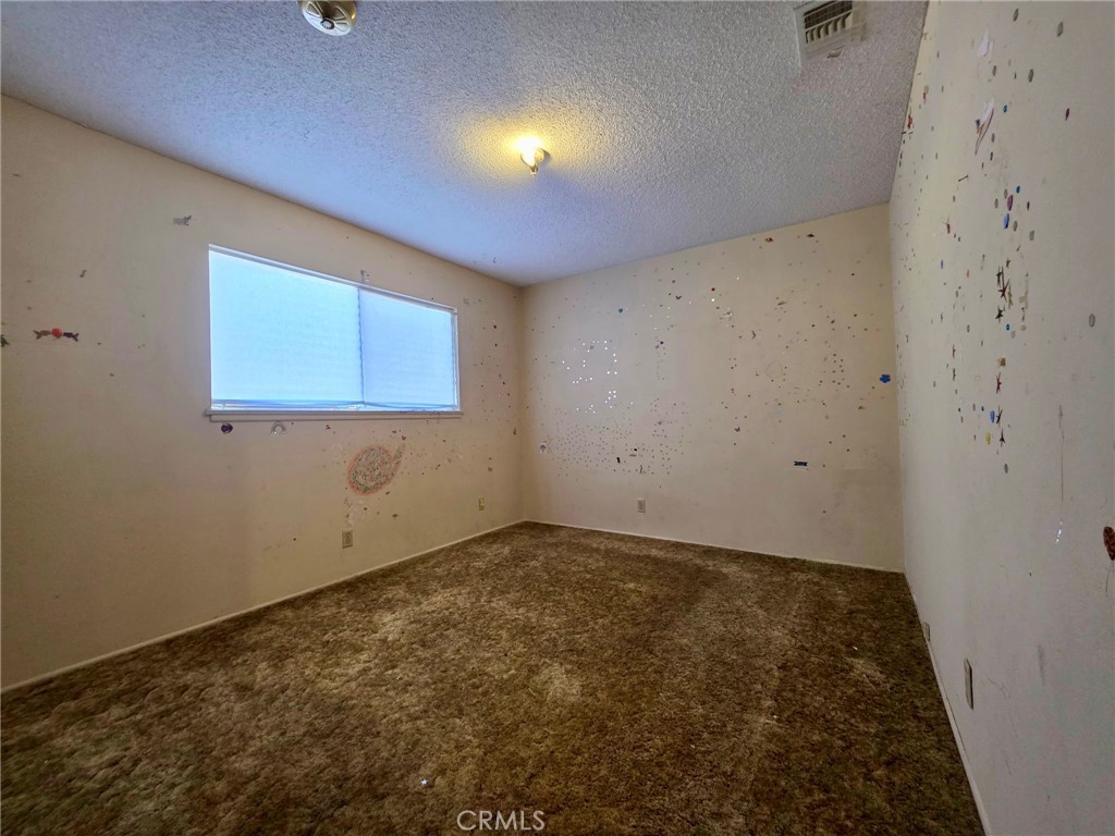 992 W Hoffer Property Photo 9