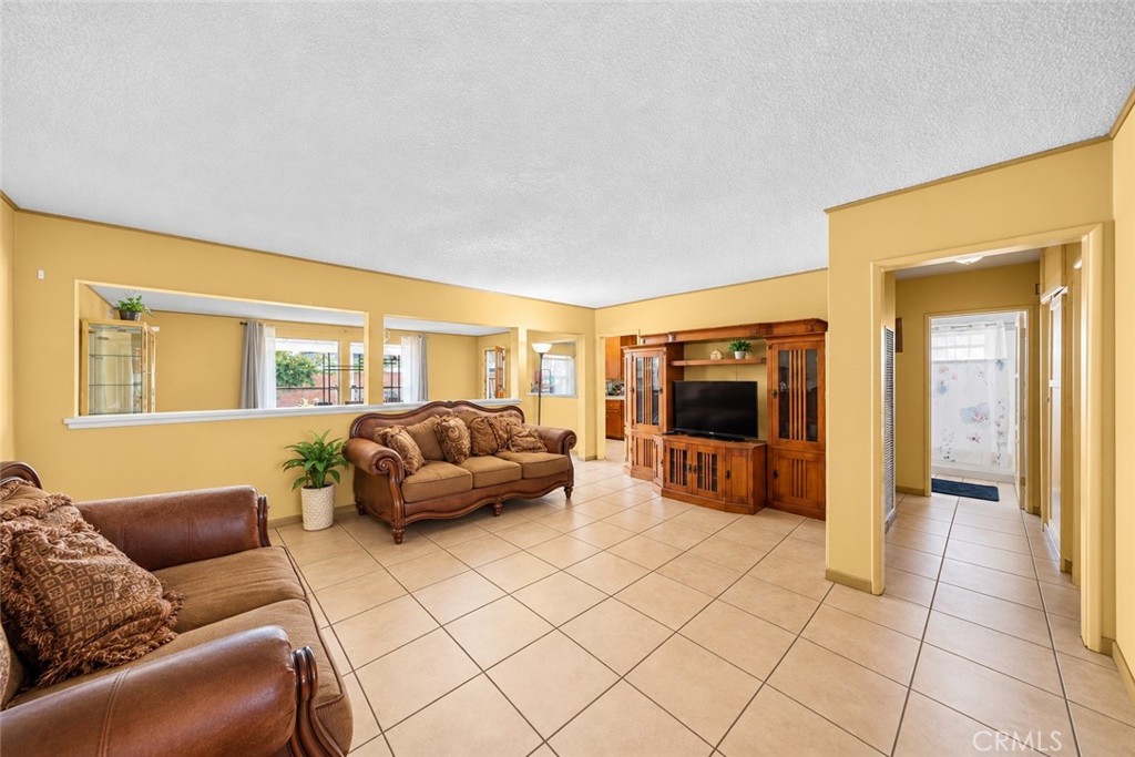 10643 Orr And Day Road Property Photo 3