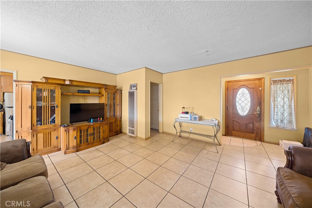 10643 Orr And Day Road Property Photo 4