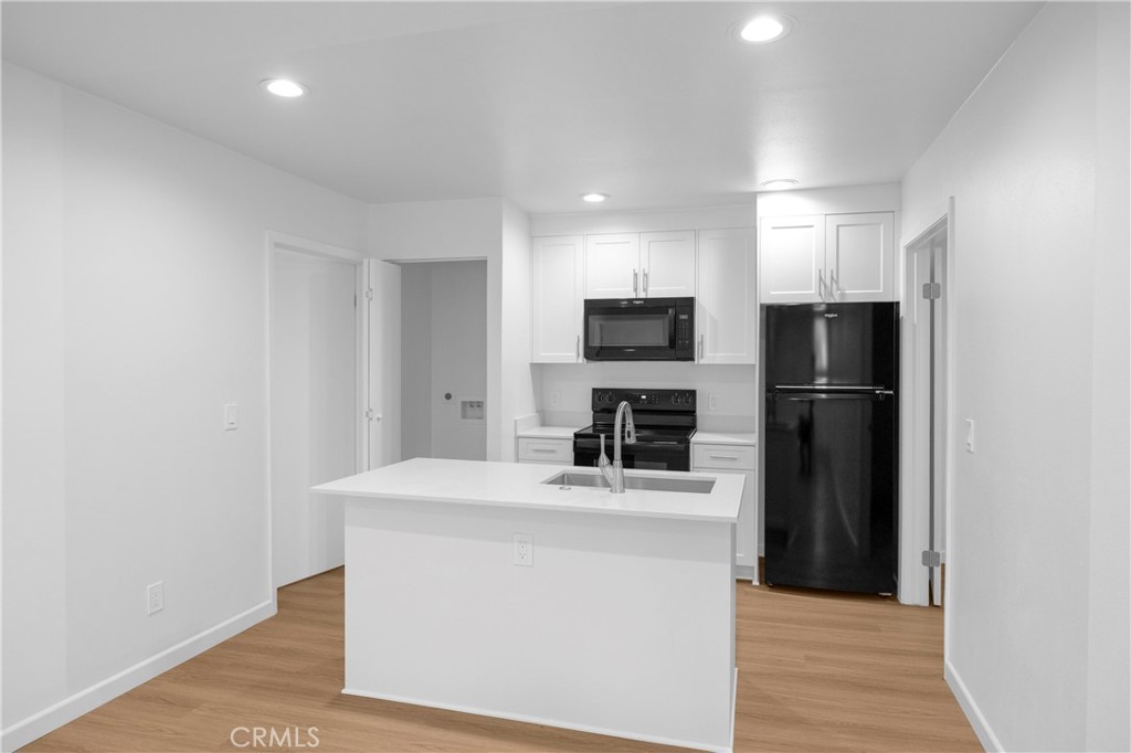 1230 W 37th Property Photo 10