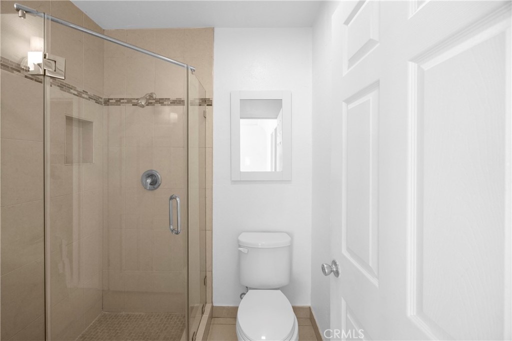 1230 W 37th Property Photo 19