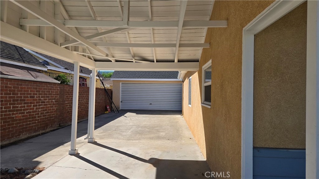 13013 Duffield Avenue Property Photo 3