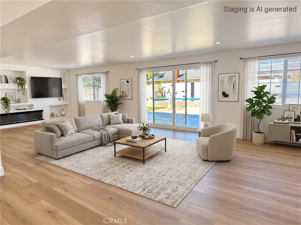 14401 Lakeside Street Property Photo 16