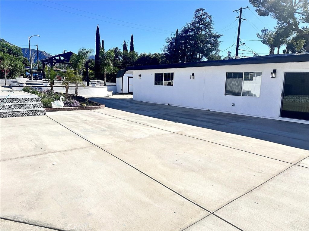 14401 Lakeside Street Property Photo 48