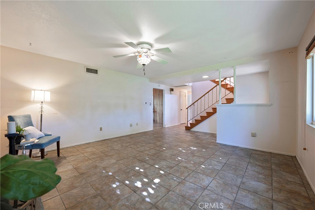 14673 Hawes Street Property Photo 8