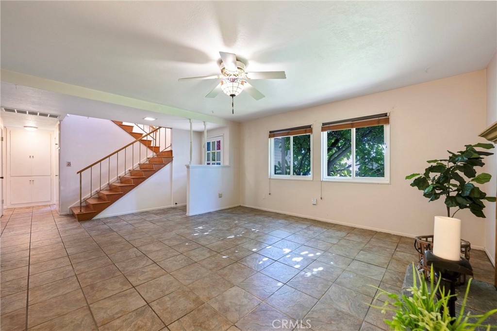 14673 Hawes Street Property Photo 9