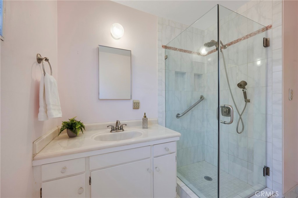 14673 Hawes Street Property Photo 27