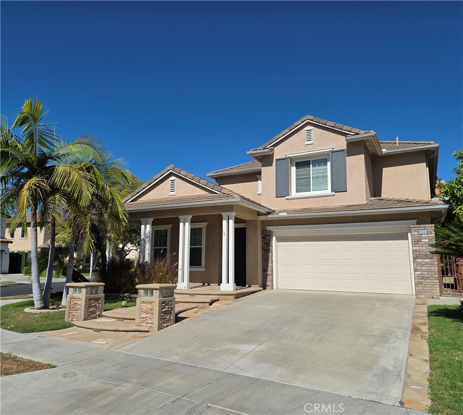629 Oak Tree Street Property Photo 1