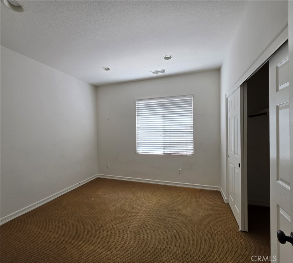 629 Oak Tree Street Property Photo 10