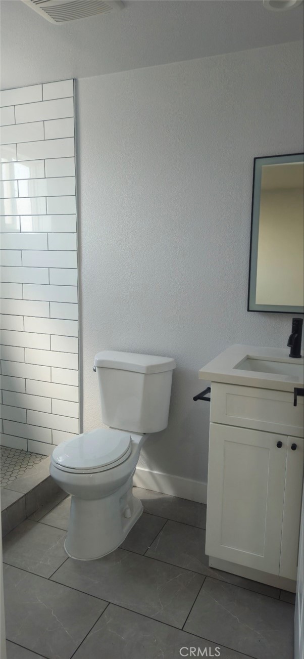 928 E 57th 1/4 Property Photo 13
