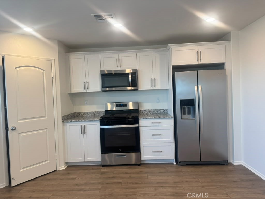 14065 Larissa Property Photo 3