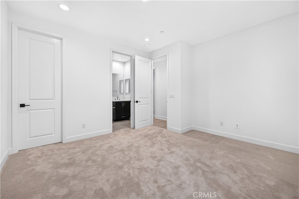 108 Coldwater Property Photo 29