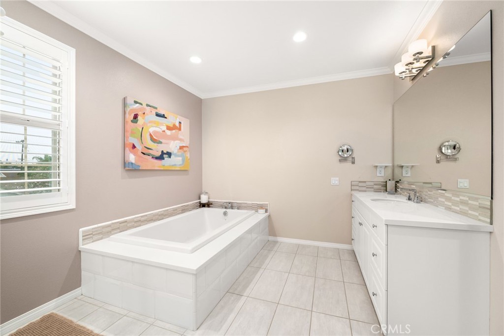 16366 Cameo Court Property Photo 29