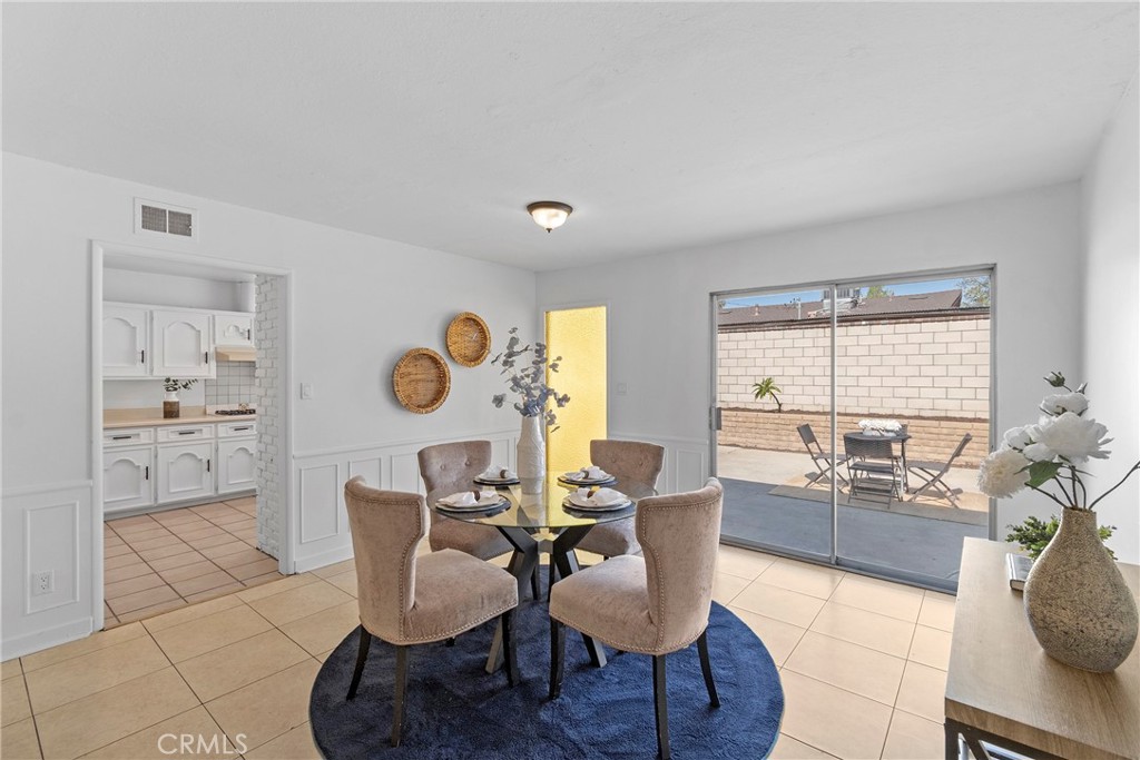 2101 Muir Way Property Photo 12
